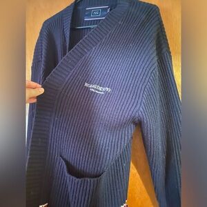 Romantic Crown Men’s size L navy cardigan